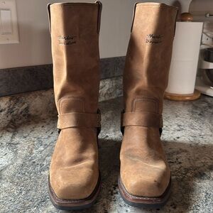 Women’s Harley Davidson boots size 9